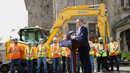 Gov. Josh Shapiro announces a $20B investment by Amazon in Pennsylvania data centers.